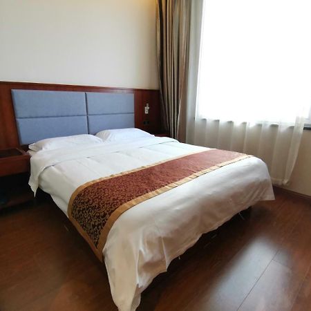 Beijing Gongmei Blue Peacock Business Hotel Экстерьер фото